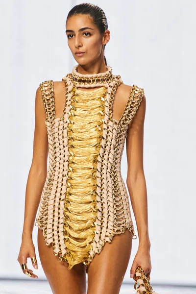 Look 80